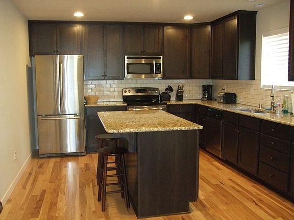 4th image of 4408 NE 64th Ave