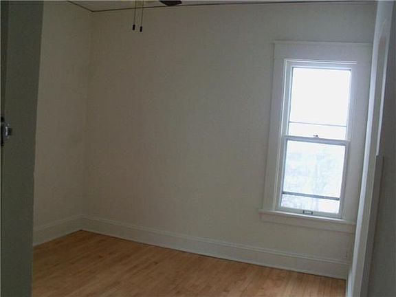5th image of 2024 E Newton Ave