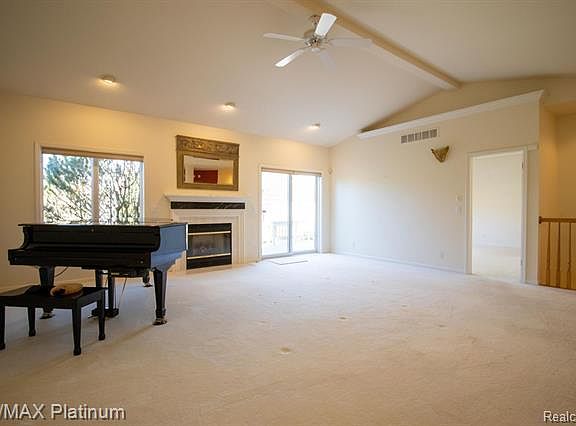 5th image of 1518 Wildwood Ct #37
