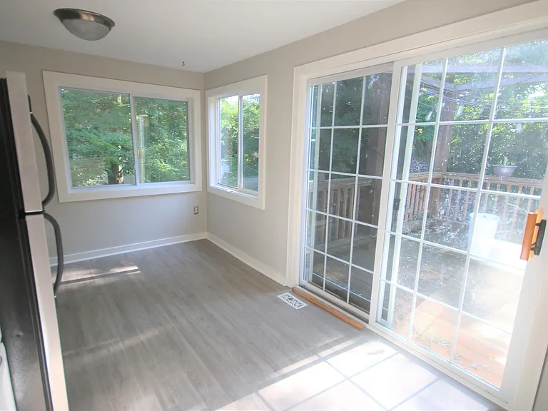 2169 Hemlock Dr — Photo 6
