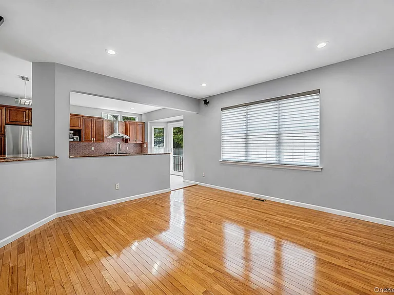 101 Raspberry Ct — Photo 18