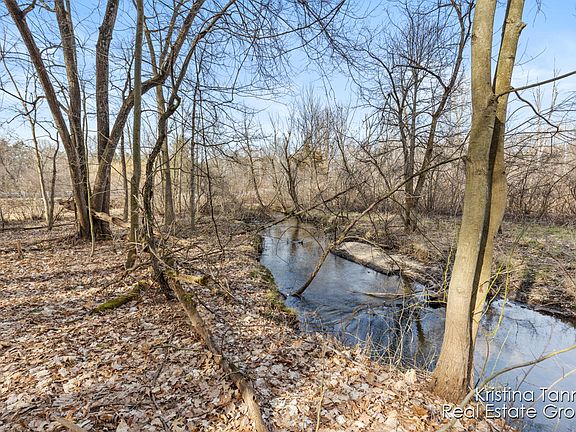 4th image of 742 Honey Creek Ave
