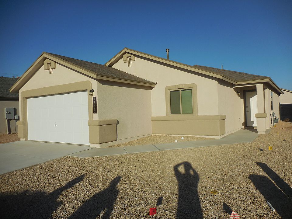 1st image of 11605 Flor Cedro Pl