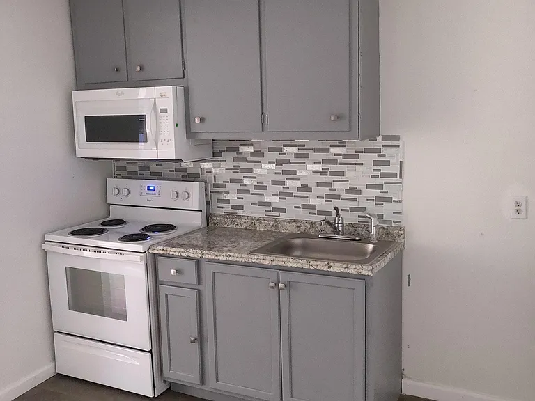 5515 Arrowind Rd NW #2 — Photo 3