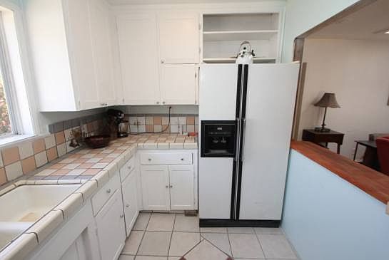 5th image of 10134 Wheatland Ave
