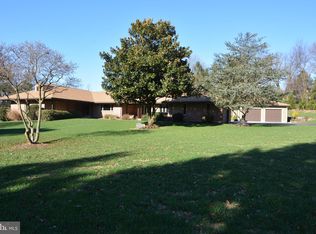 160 Heather Ln, Glen Mills, PA 19342