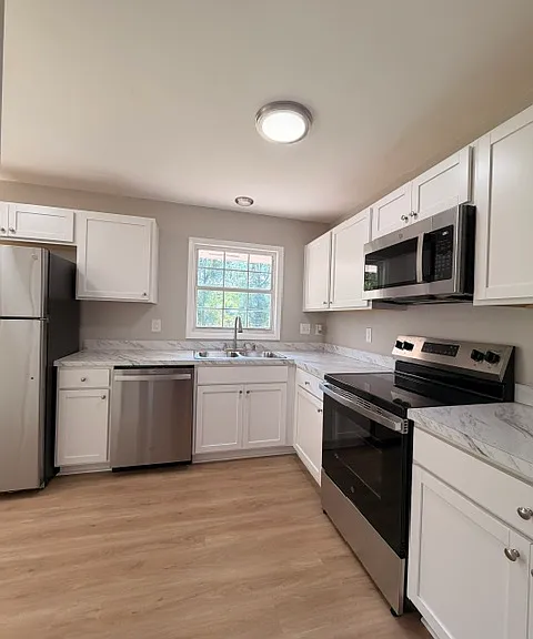 1644 Overhill Rd — Photo 8