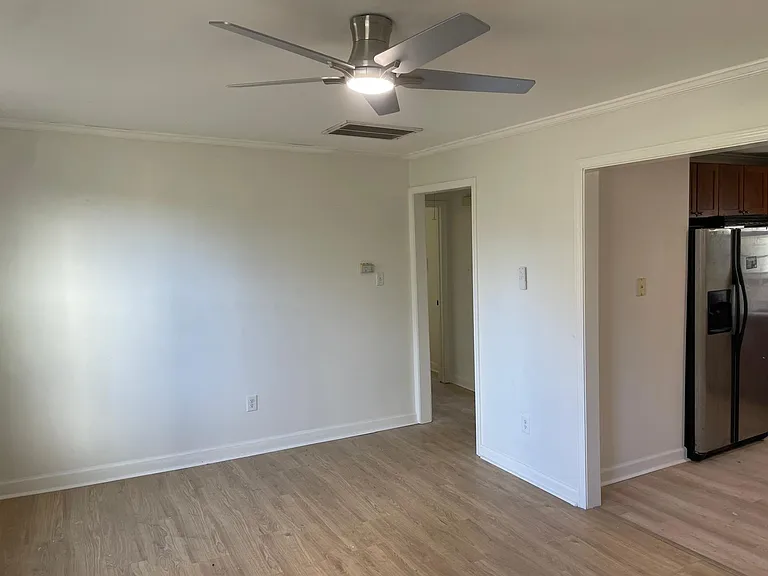 5942 Orleans Ave — Photo 3