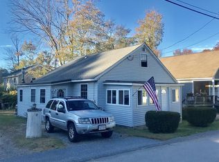 8 Pond Rd, Westford, MA 01886