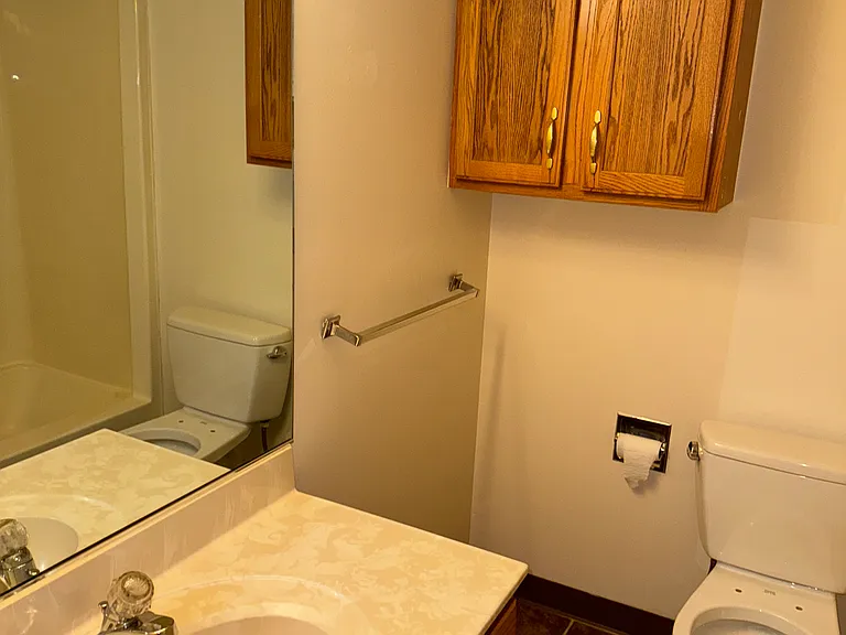 20 E Center St #7 — Photo 8