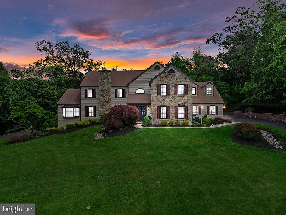 1st image of 500 Deerfield Ln