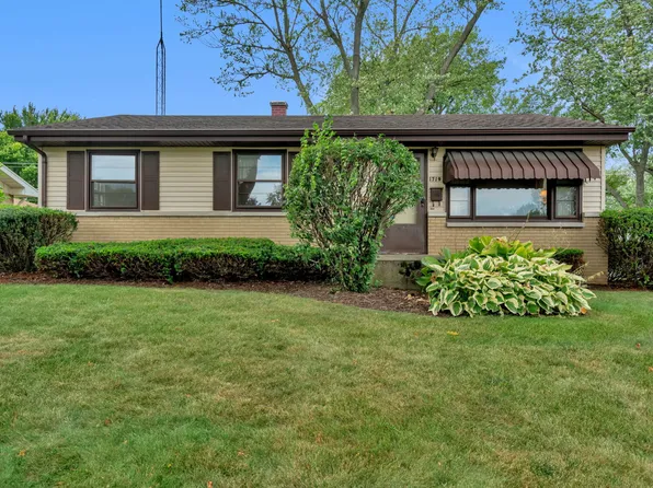 1719 Alma Dr, Crest Hill, IL 60403