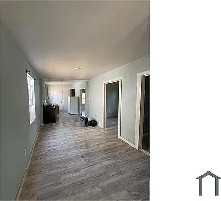 3 bed, 1000 sqft, $1,600 — Photo 1