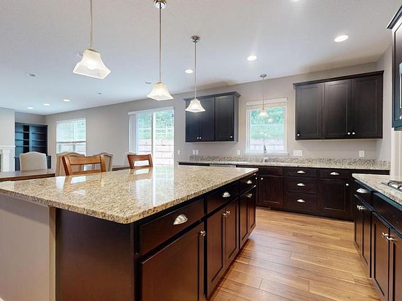 2nd image of 5585 Orchard Cv
