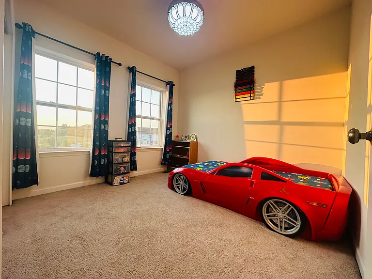 2816 Mondrian Ln — Photo 8