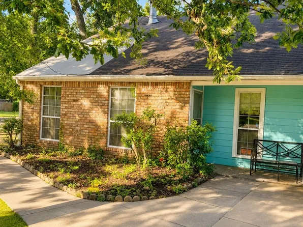 10914 Red Oak Dr, Baton Rouge, LA 70815