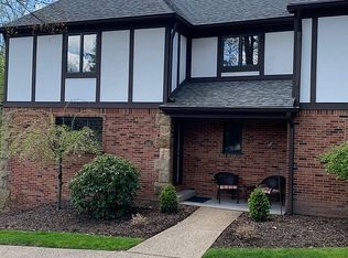 1645 Stone Mansion Dr, Sewickley, PA