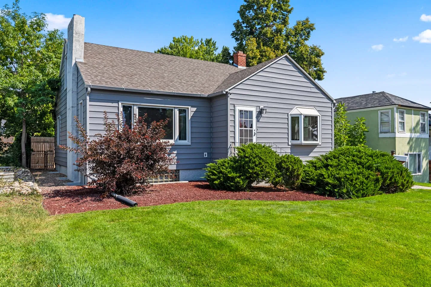 2 bed, $2,000 — Photo 4