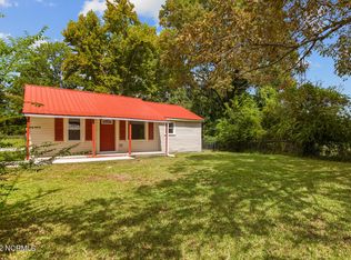 1815-1815A Hargett St, Jacksonville, NC 28540