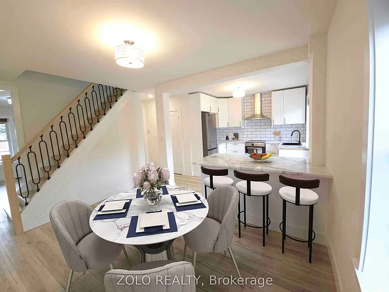 1504 King St E — Photo 7
