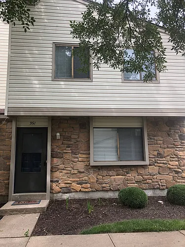 351 Rose Marie Ct Photo 1