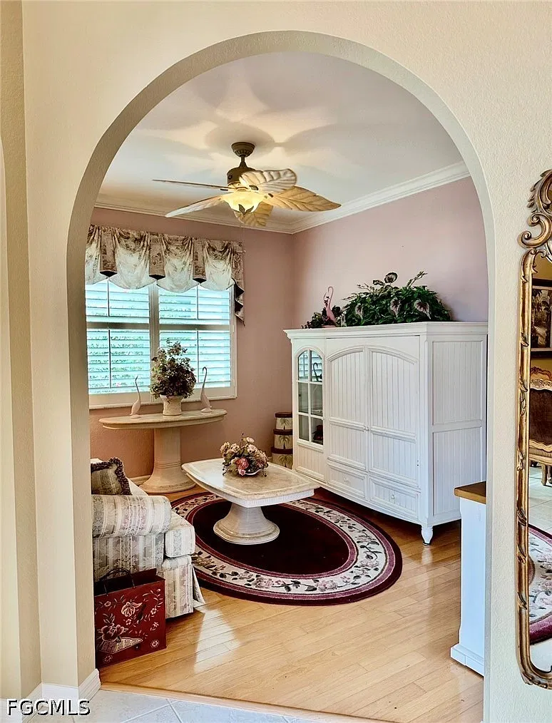 2 bed, 2.0 bath, 1988 sqft, $4,000 — Photo 3