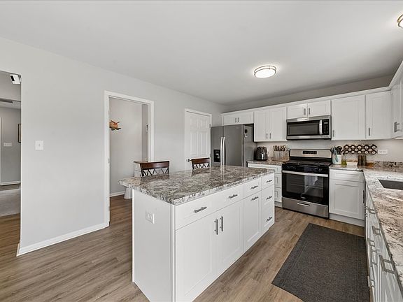5th image of 269 Linden Dr