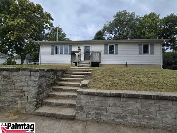 513 N 9th St, Nebraska City, NE 68410