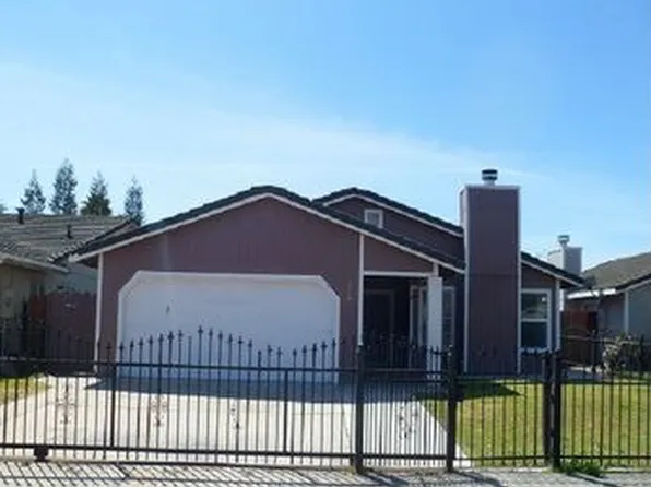 6957 Lawrence Ct, Winton, CA 95388