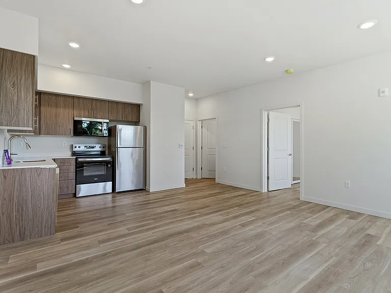 Evergreen Peak Apartments — Photo 51