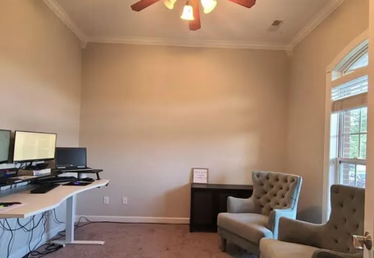110 Beerli Dr — Photo 7