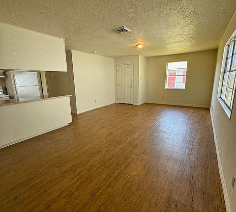 3rd image of 2746 Avenue J #2