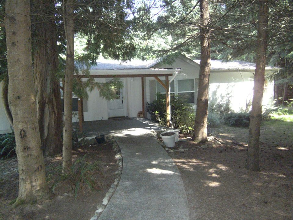 1st image of 12723 Ambrose Pkwy
