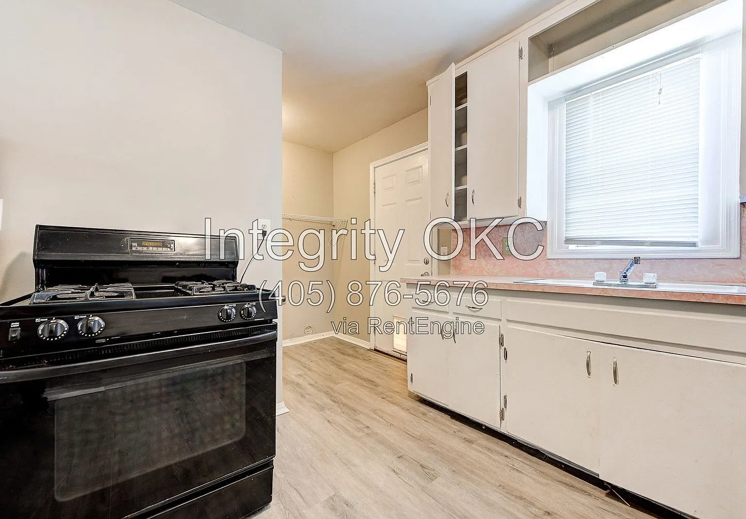 2 bed, 1.0 bath, 713 sqft, $950 — Photo 4
