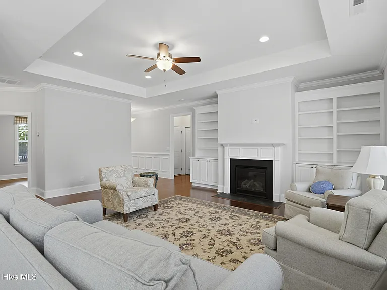 3702 Cinnamon Fern Dr — Photo 10
