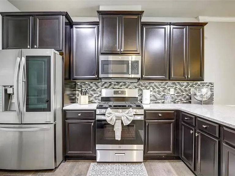 2525 Norwood Park Xing — Photo 10