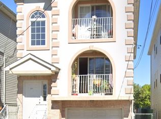 217 Pine St FLOOR 1, Elizabethport, NJ 07206