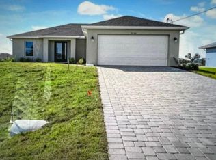 2624 NW 4th Pl, Cape Coral, FL 33993