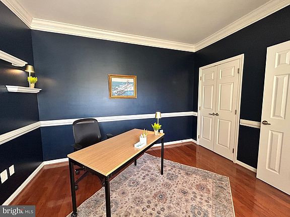 5th image of 6938 Walnut Hill Dr
