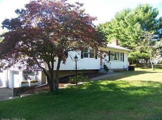 370 Grassy Hill Rd, Orange, CT 06477