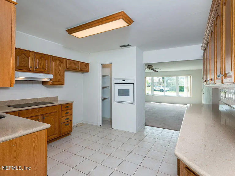 37 Berkley Rd — Photo 14