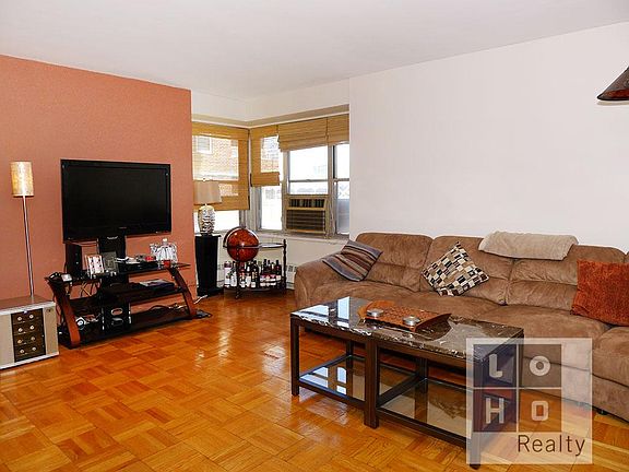 2nd image of 475 Franklin D Roosevelt Dr #L1105