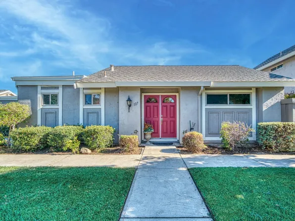 127 Escobar Ave, Los Gatos, CA 95032