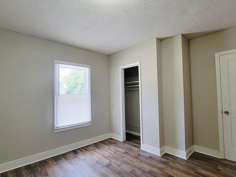 400 Walnut St — Photo 7