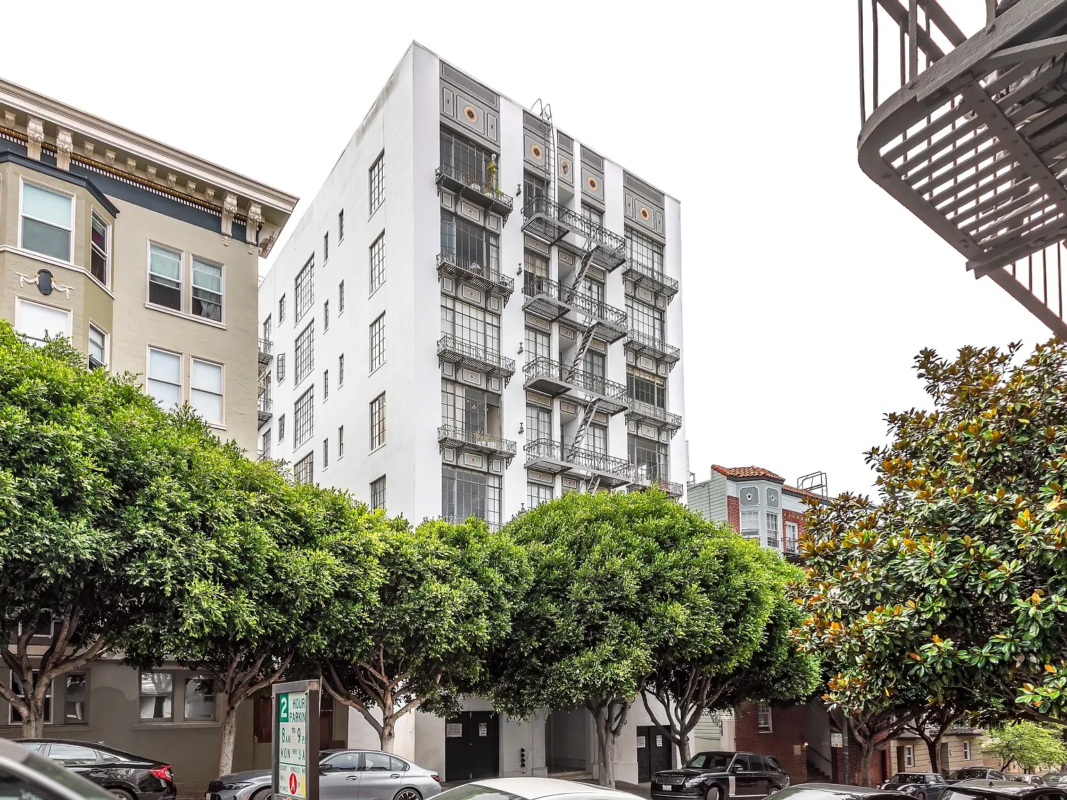 1425 Taylor Street — Photo 1