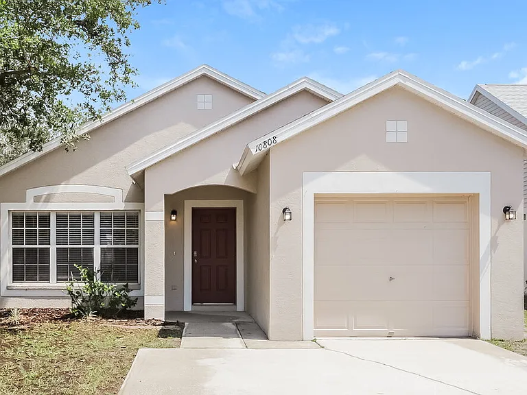 10808 Shasta Ct — Photo 1