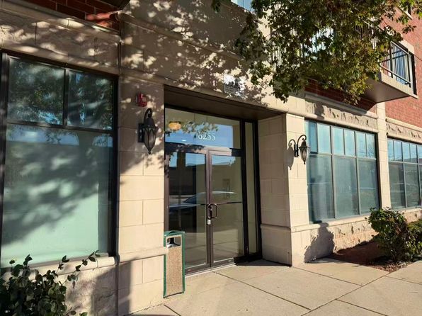 8255 Skokie Blvd UNIT 406