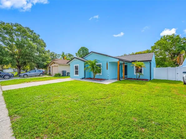 12351 Cloverstone Dr, Tampa, FL 33624