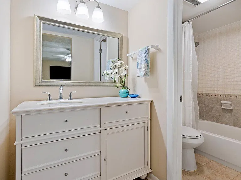 2525 Florida Blvd #130 — Photo 10