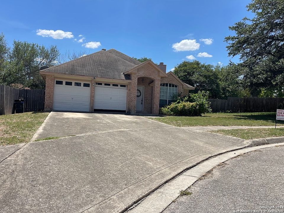 1st image of 2809 CEDAR LN